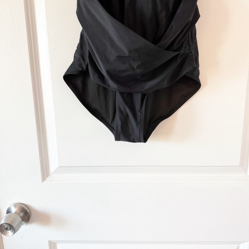 SMISMIVO Ruched Tummy Control One Piece Swimsuit In Black - Picture 5 of 8